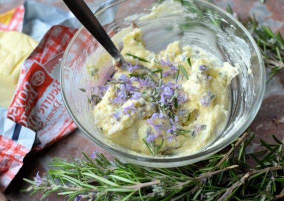 beurre au romarin ou autres fleurs comestibles