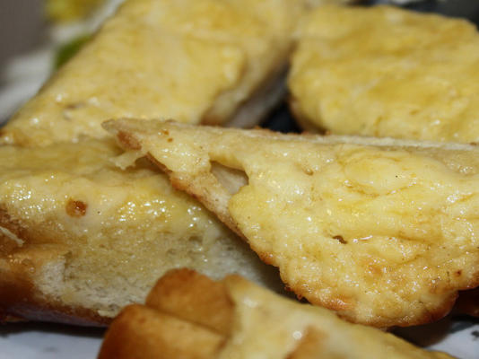 pain au fromage doré