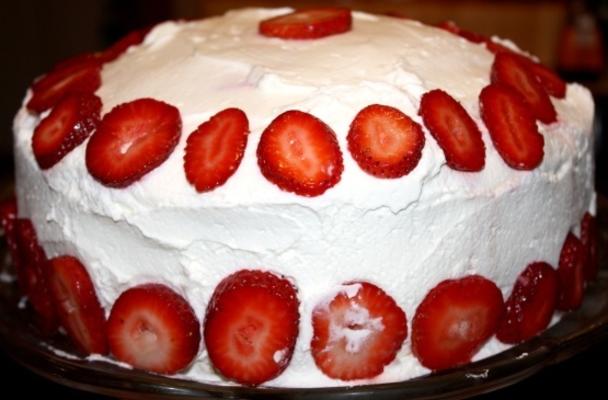 gâteau à la crème de fraise de rêve facile