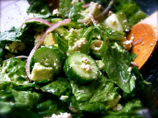 salade grecque à l'avocat