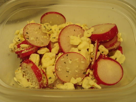 salade de radis et de feta