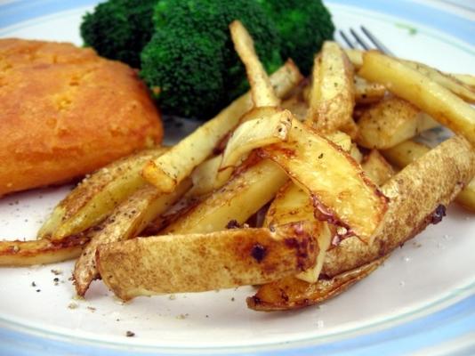 Chips de four de style friteries anglaises, un peu saines de santé