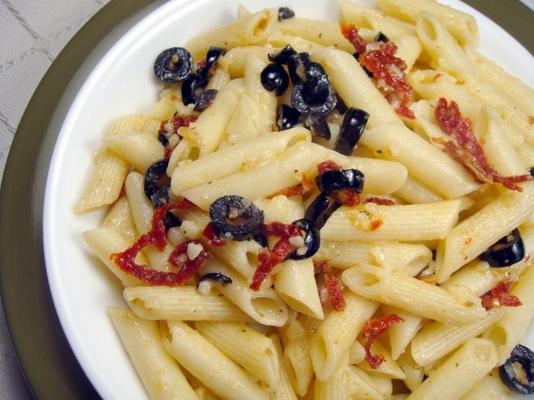 penne aux tomates séchées et au fromage asiago