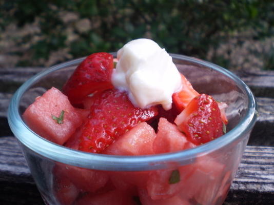 salade de melon d'eau et de framboises (régime miracle de 21 jours: jour 11)