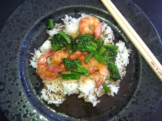 sauté de crevettes et de broccolini