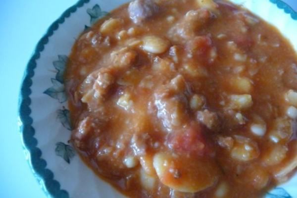 soupe aux haricots beurre et aux saucisses
