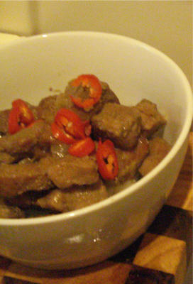 babi tauhu (porc braisé à la sauce de soja noire)