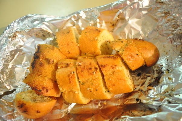 pain dukkah à l'ail