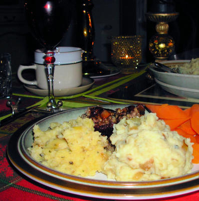 skirlie mash - purée de pommes de terre écossaise avec oignons et avoine