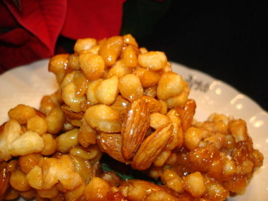 boulettes de miel italiennes (pignolata ou struffoli)