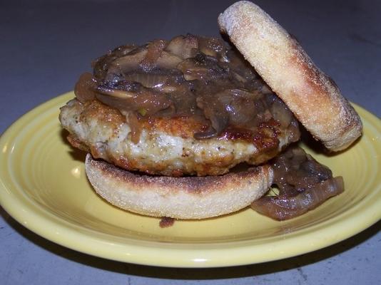 hamburgers à la dinde super suisses étouffés aux oignons et aux champignons