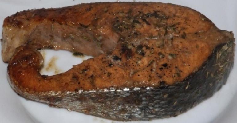 saumon avec vinaigrette aux herbes