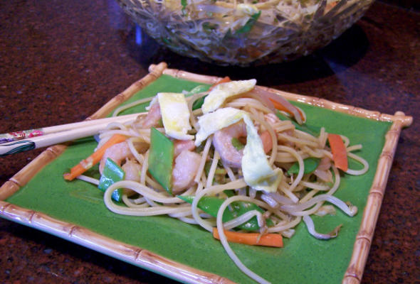 salade de nouilles aux crevettes sechuan