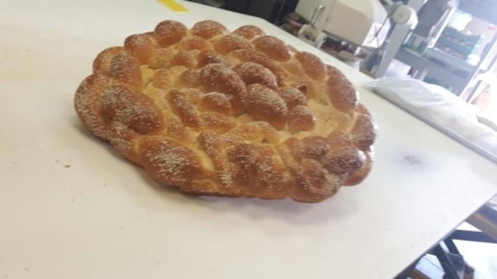 challah aux graines de sésame (pain égyptien des fêtes)