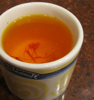 café sucré - ou infusion de safran (qahwat al-hilo)