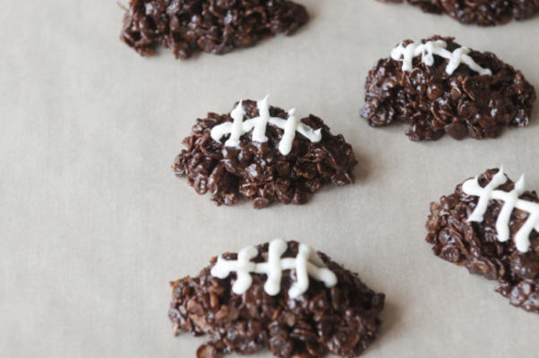 biscuits aux céréales de football au chocolat