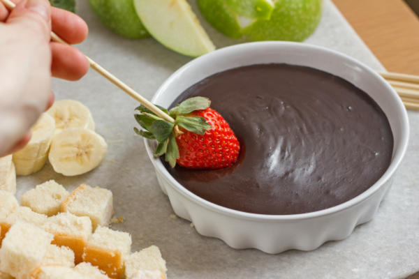 fondue au chocolat plus légère (ou ganache)