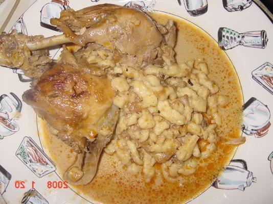 paprikas au poulet (poulet et boulettes)