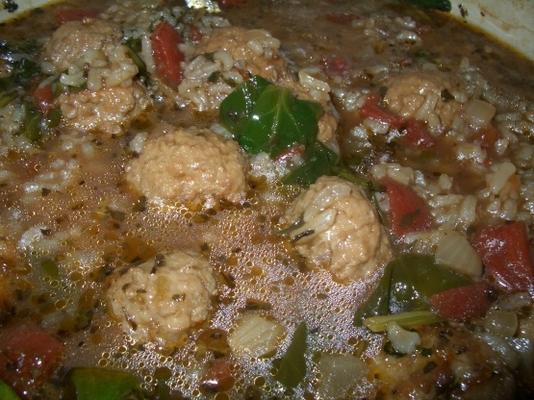 soupe aux boulettes de viande au parmesan