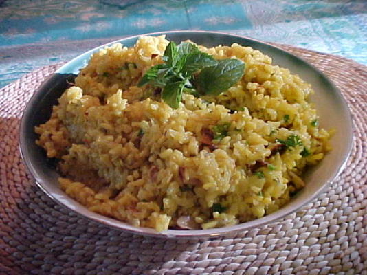 riz à l'ananas doré