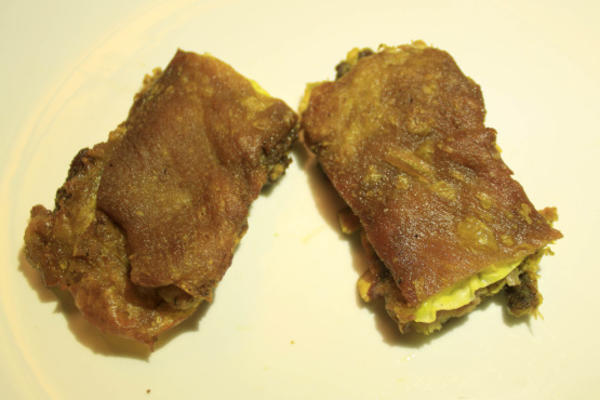 tabak maaz (côtes d'agneau frites au Cachemire)