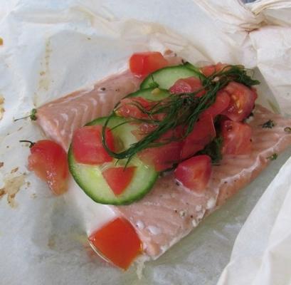 saumon aux tomates et concombres