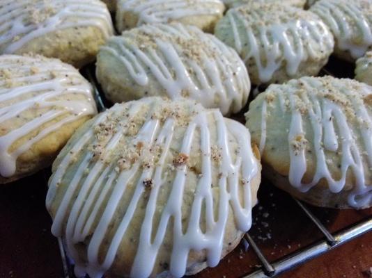 scones aux graines de pavot aux amandes