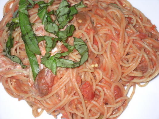 spaghetti aux aubergines et au fromage de chèvre