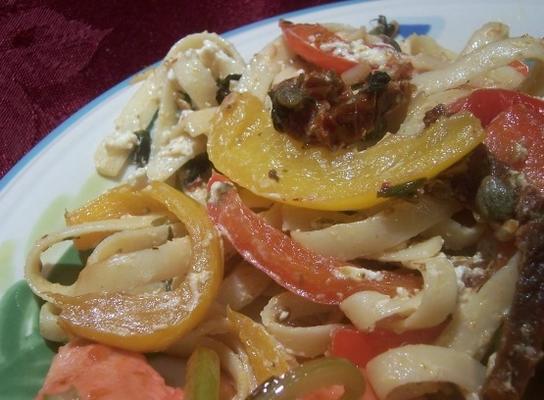 fettuccine au fromage de chèvre et aux poivrons