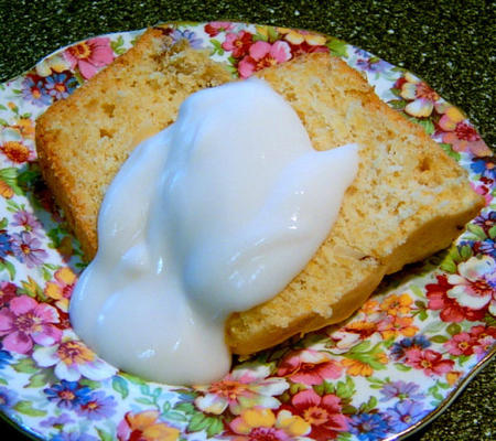 gâteau bundt à faible teneur en sucre orange et amandes de graham