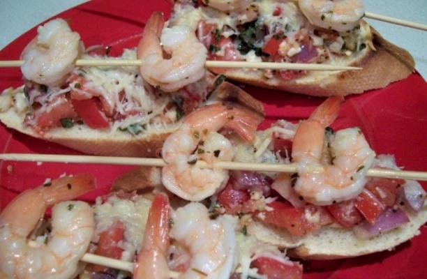 crevette sur un lit de bruschetta