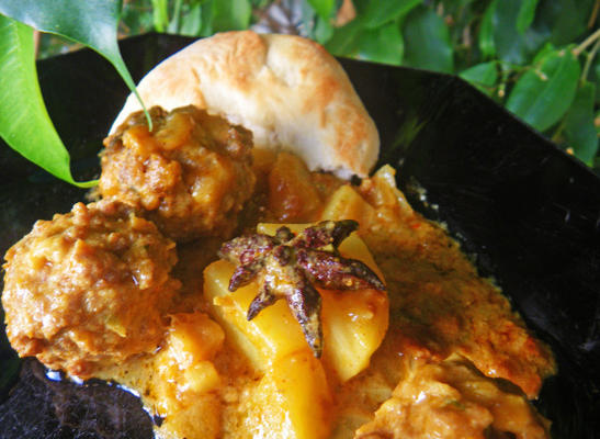 curry malaisien aux boulettes de viande