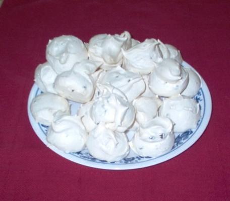 meringues pépites de chocolat (avec des blancs d'œufs en poudre)