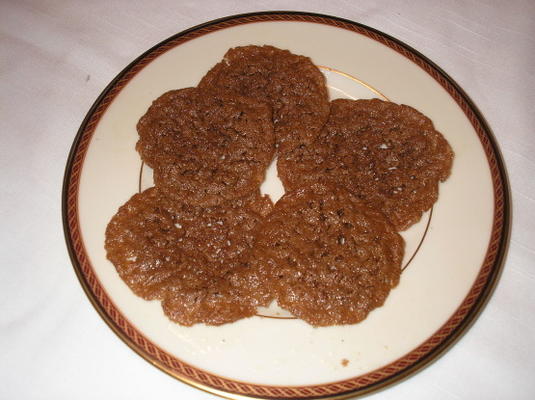kletskopjes hollandais (biscuits à la dentelle et aux amandes)