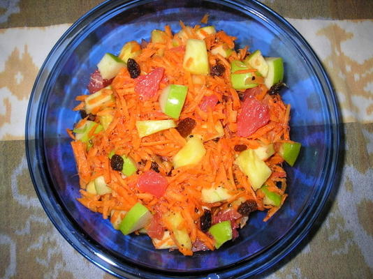 salade de fruits et de carottes
