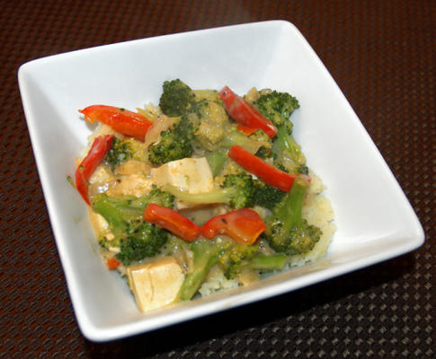 tofu épicé à la noix de coco