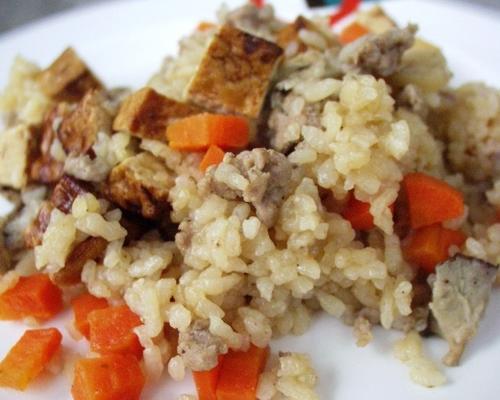 kayaku gohan (riz aux légumes)