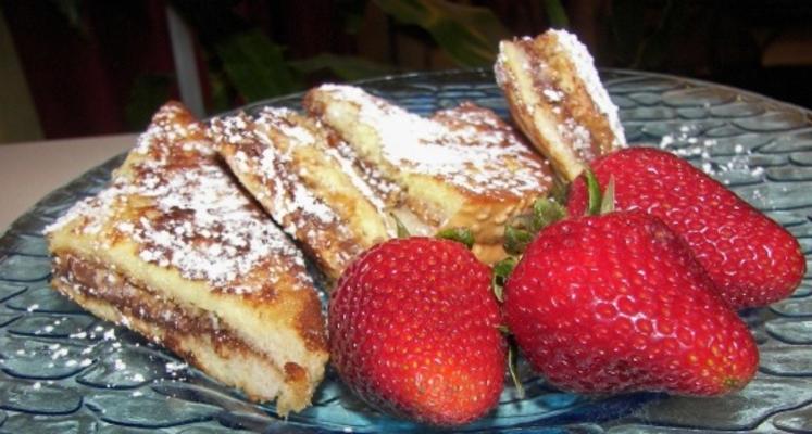 sandwich au chocolat et beurre de cacahuètes grillés