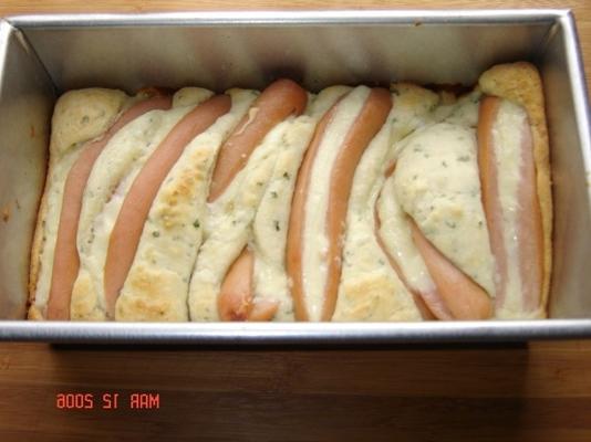 saucisses de Francfort dans un pain