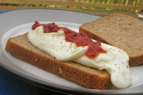sandwich aux œufs au plat de grannydragon