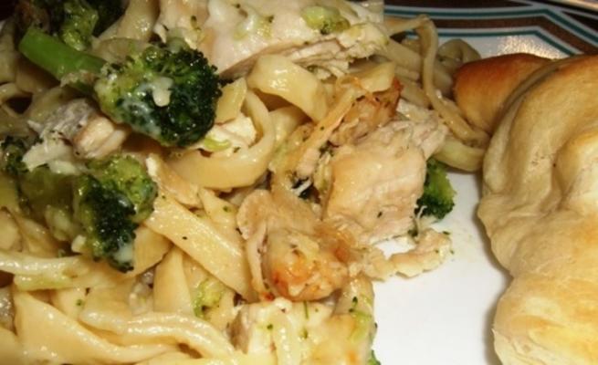 fettuccini au poulet et brocoli