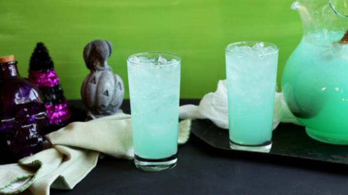 ecto lime cooler (cocktail d'halloween)