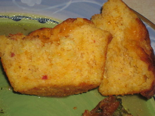 muffins au maïs au fromage épicés