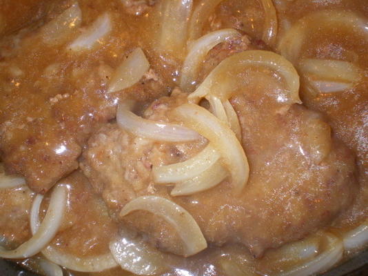 steak de cube frit à la campagne et sauce