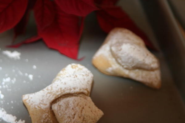 chrusciki - biscuits polonais d'aile d'ange