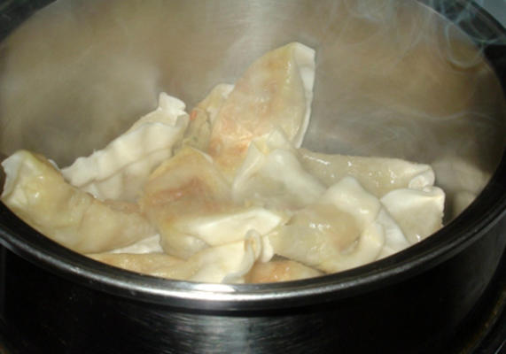 gyoza à la citronnelle (pots autocollants / boulettes)