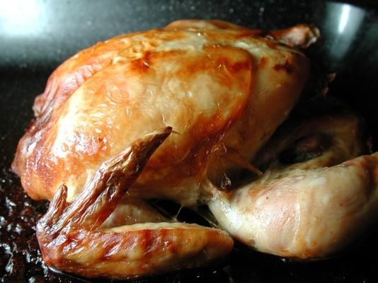 Poulet rôti, purée et petits pois