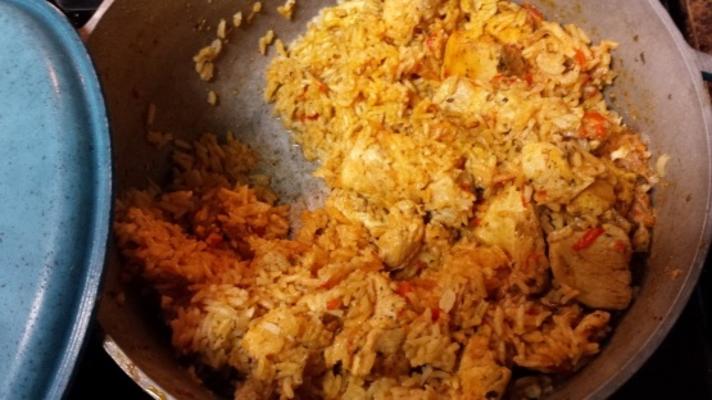 arroz con pollo (poulet et riz de style dominicain)