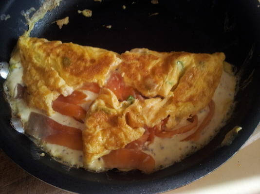 omelette au saumon fumé aux herbes