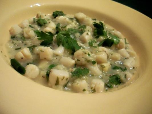 pétoncles au vin